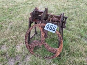 Bentall hand crank Chaff Cutter