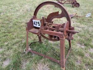 Bentall hand crank Chaff Cutter