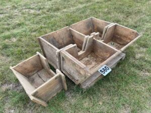 Timber Horse feed Troughs - 2 x dble, 1 x single
