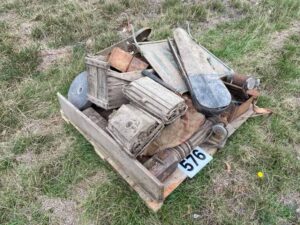 Assorted bric-a-brac.