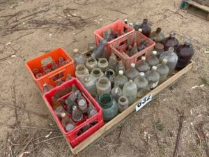 Qty. of bottles ( approx. 100 in total )