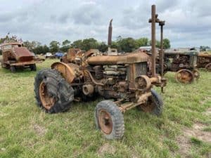 Fordson E27N P6